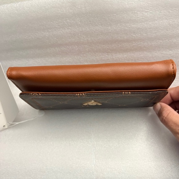 Valentino Orlandi Logo Quilted Wallet-On-Chain Crossbody – Italy – NWT - Picture 7 of 10